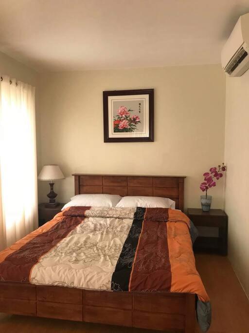 3 Bedrooms 3 Baths Victorian Style Townhouse Fully Furnished Batangas Esterno foto