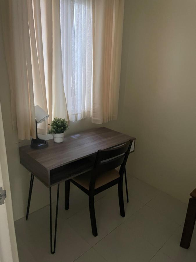 3 Bedrooms 3 Baths Victorian Style Townhouse Fully Furnished Batangas Esterno foto