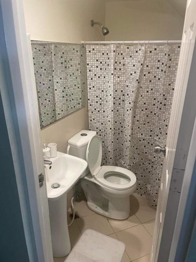 3 Bedrooms 3 Baths Victorian Style Townhouse Fully Furnished Batangas Esterno foto